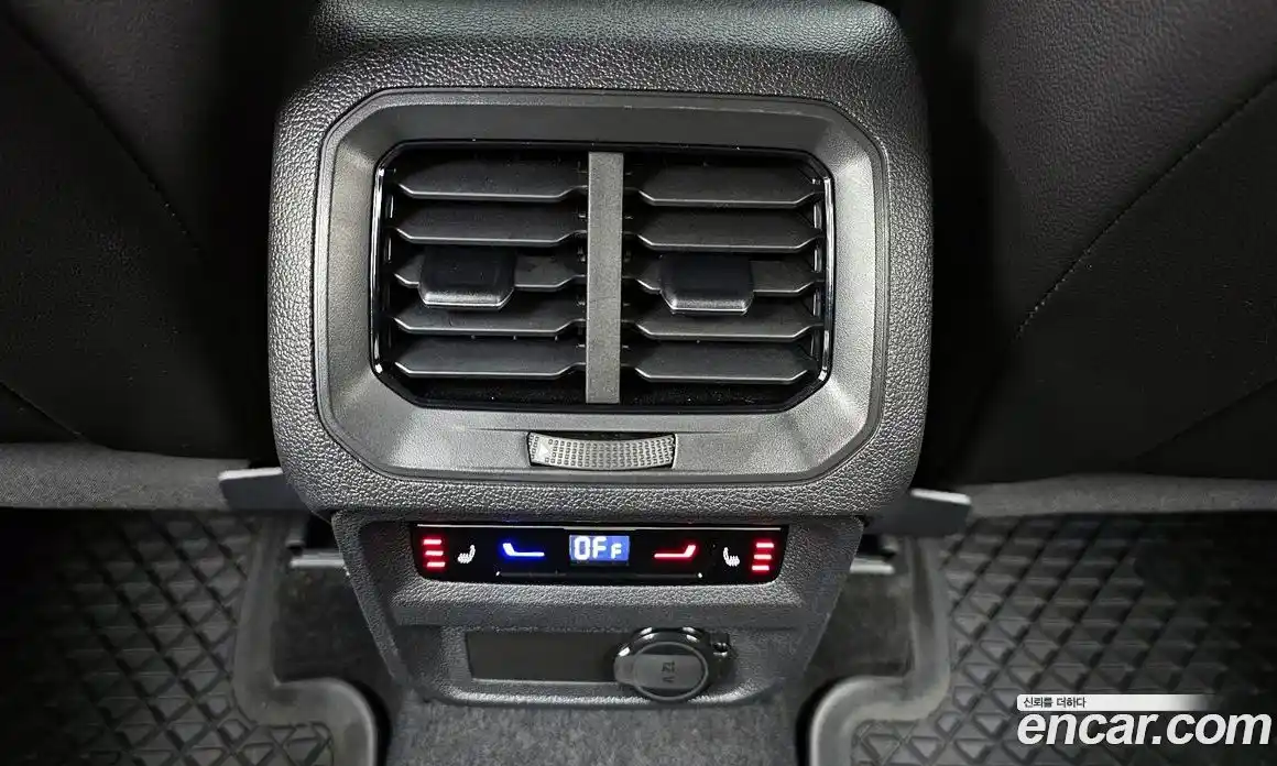 Volkswagen Tiguan 2022 2.0 Автомат в Москве № 168428, фото 4