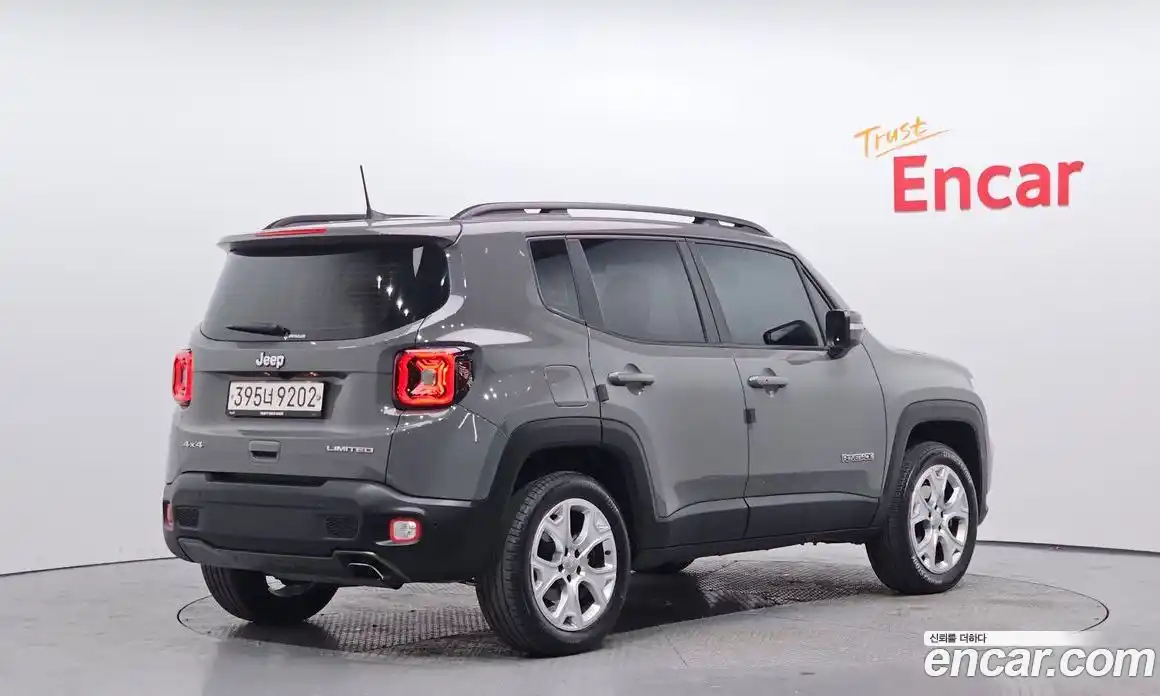 Jeep Renegade 2021 2.4 Автомат в Москве № 169339, фото 13