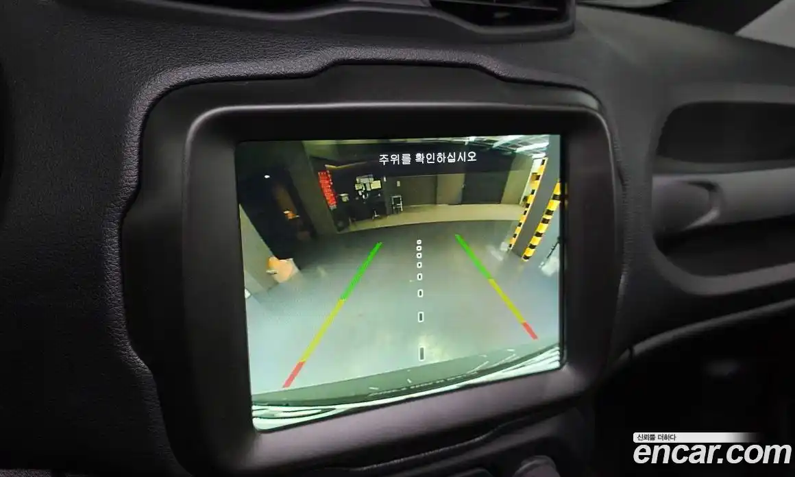 Jeep Renegade 2021 2.4 Автомат в Москве № 169339, фото 17