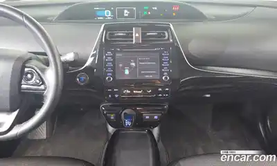Toyota Prius 2019 1.8 Автомат в Москве № 170255, миниатюра 3