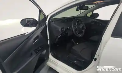 Toyota Prius 2019 1.8 Автомат в Москве № 170255, миниатюра 9