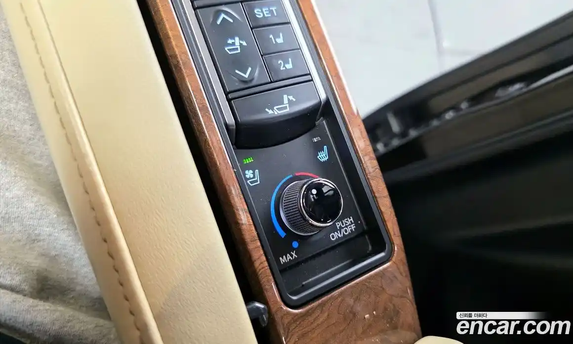 Toyota Alphard 2016 3.5 Автомат в Москве № 170316, фото 19