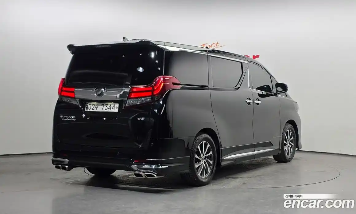 Toyota Alphard 2016 3.5 Автомат в Москве № 170316, фото 8
