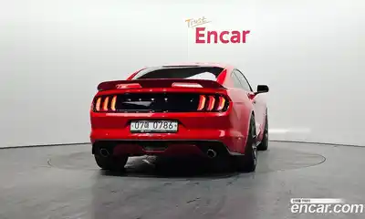 Ford Mustang 2015 5.0 Автомат в Москве № 170941, миниатюра 3