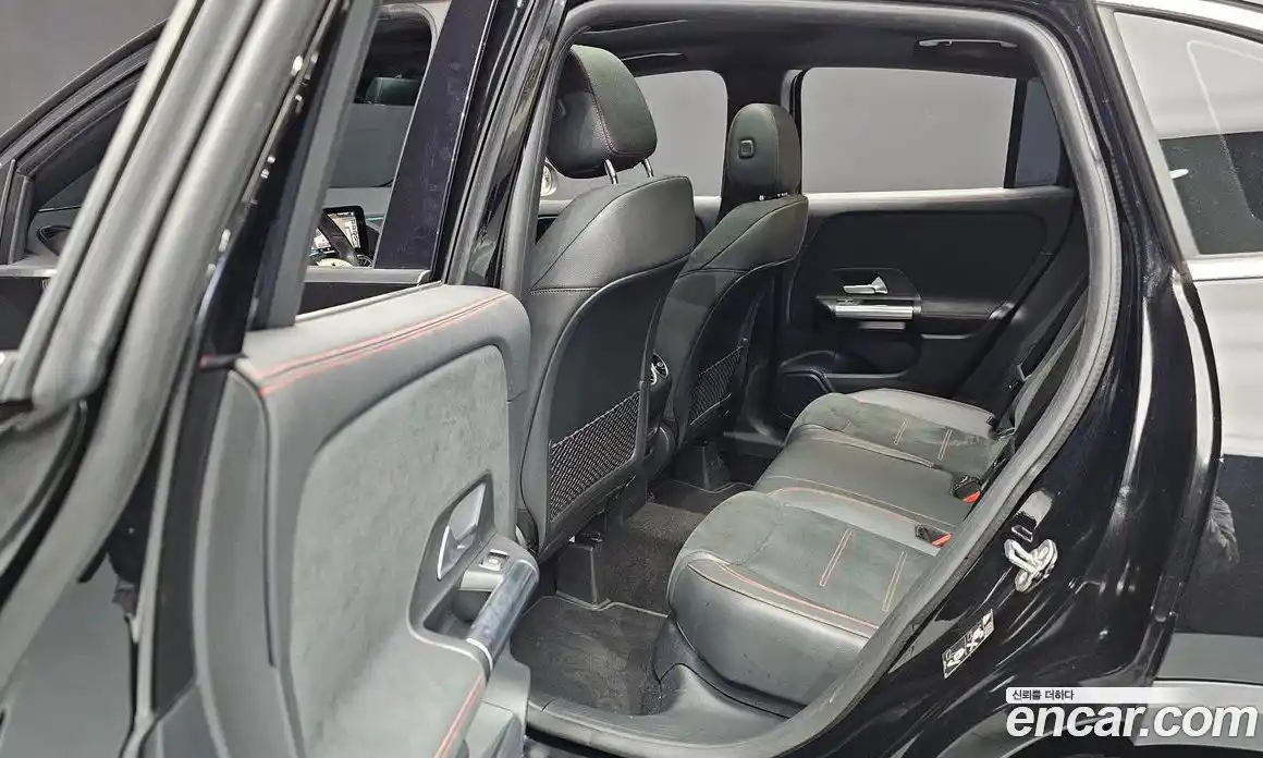 Mercedes-Benz GLA-Class 2023 2.0 Автомат в Москве № 176568, фото 5