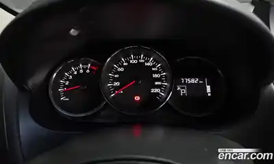 Renault SM3 2011 1.6 Автомат в Москве № 179920, миниатюра 2