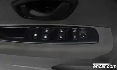 Renault SM3 2011 1.6 Автомат в Москве № 179920, миниатюра 8