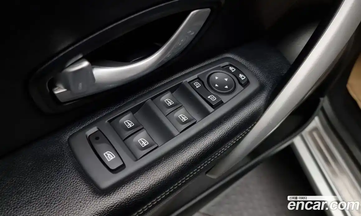 Renault SM3 2010 1.6 Автомат в Москве № 180744, фото 12