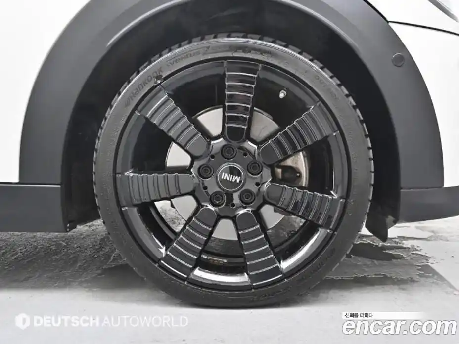 Mini Cooper 2023 2.0 Автомат в Москве № 182387, фото 5