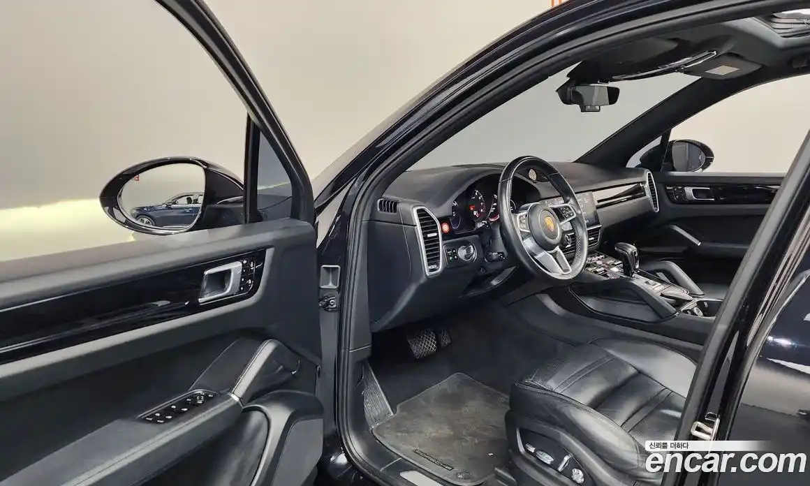 Porsche Cayenne 2020 3.0 Автомат в Москве № 183456, фото 14