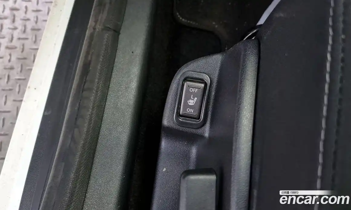 Renault SM3 2010 1.6 Автомат в Москве № 184044, фото 12