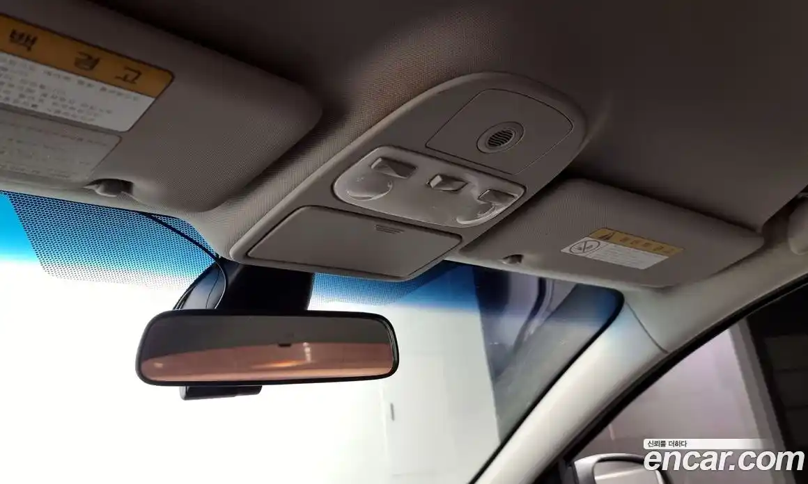 Renault SM3 2010 1.6 Автомат в Москве № 184044, фото 9