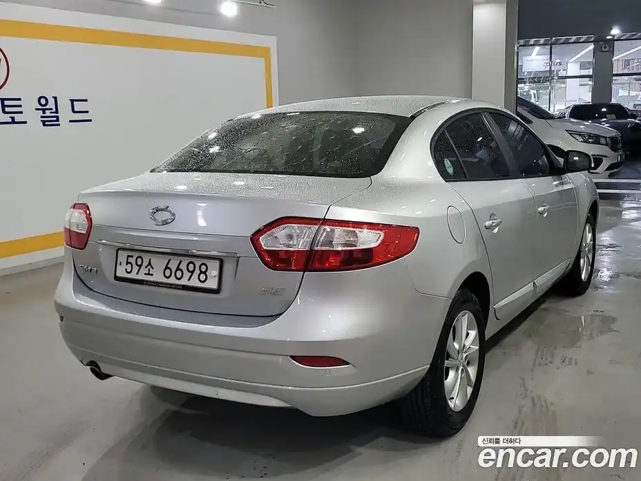 Renault SM3 2015 1.6 Автомат в Москве № 185430, фото 3