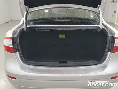 Renault SM3 2015 1.6 Автомат в Москве № 185430, миниатюра 5