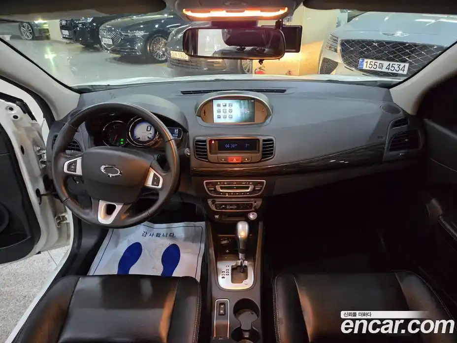 Renault SM3 2013 1.6 Автомат в Москве № 185790, фото 8