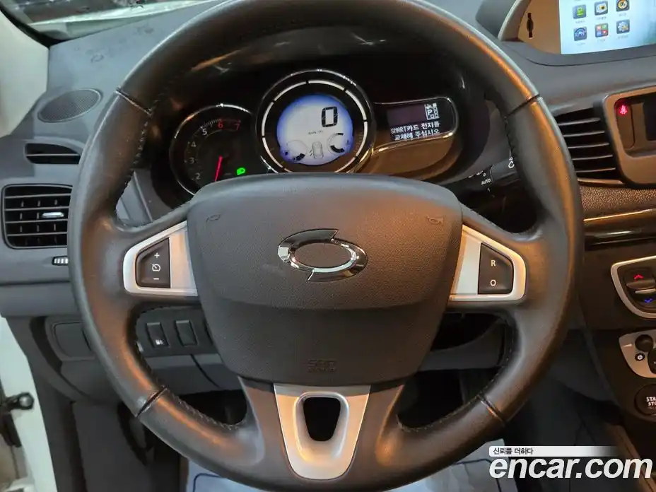 Renault SM3 2013 1.6 Автомат в Москве № 185790, фото 9