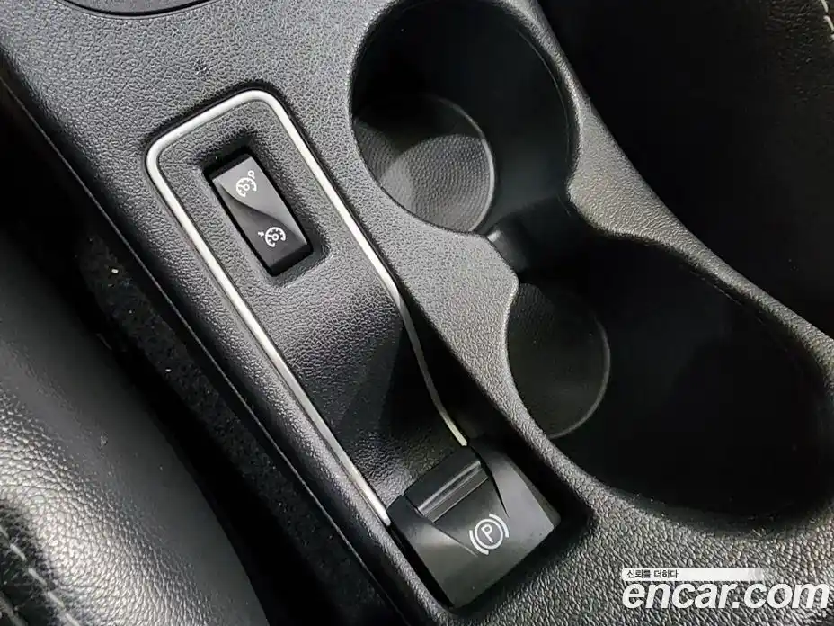 Renault SM3 2015 1.6 Автомат в Москве № 186082, фото 15