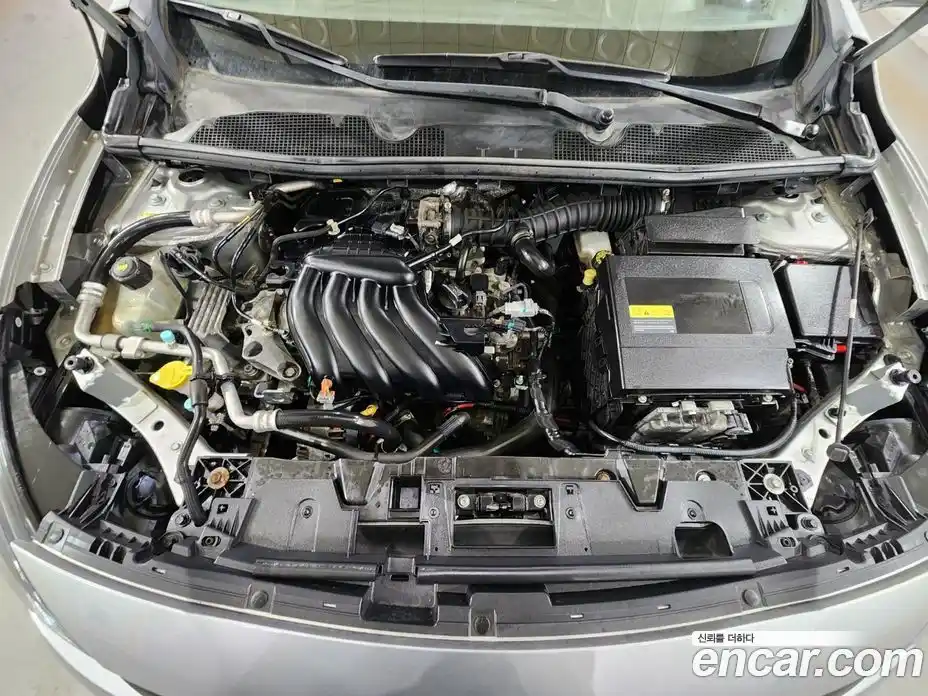 Renault SM3 2015 1.6 Автомат в Москве № 186082, фото 20
