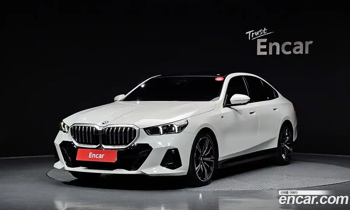 BMW 5-Series 2024 2.0 Автомат в Москве № 187436, фото 3