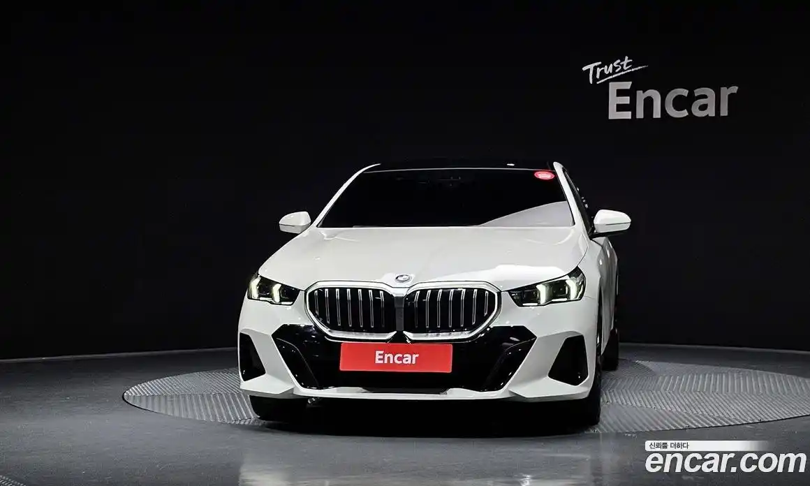 BMW 5-Series 2024 2.0 Автомат в Москве № 187436, фото 5