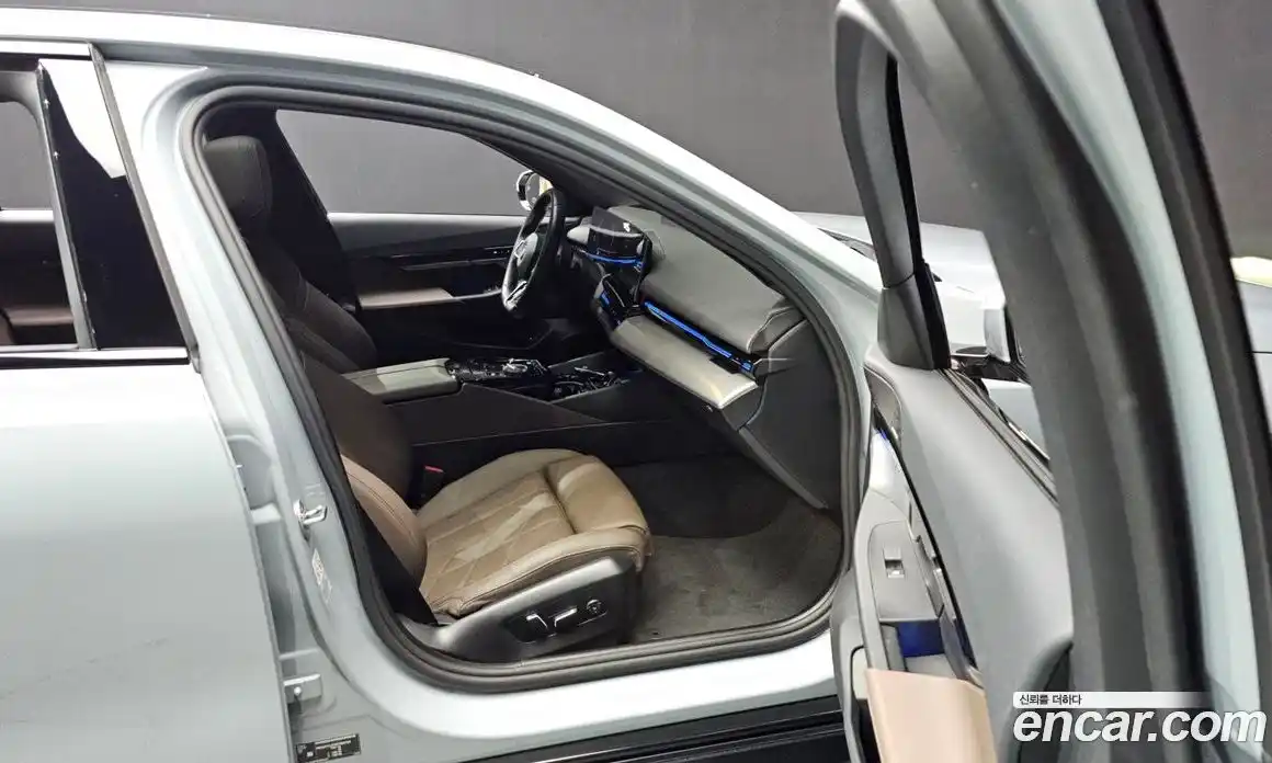 BMW 5-Series 2024 2.0 Автомат в Москве № 190452, фото 11