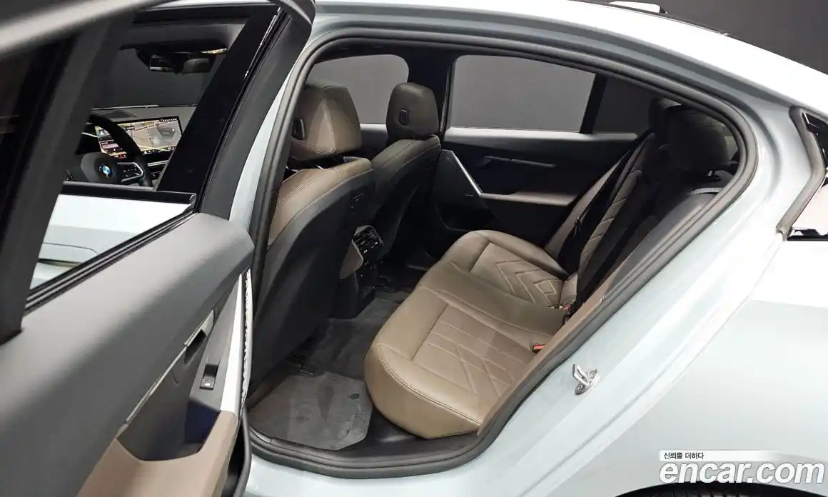 BMW 5-Series 2024 2.0 Автомат в Москве № 190452, фото 12