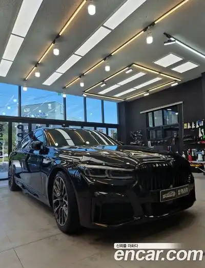 BMW 7-Series 2022 3.0 Автомат в Москве № 191440, миниатюра 2
