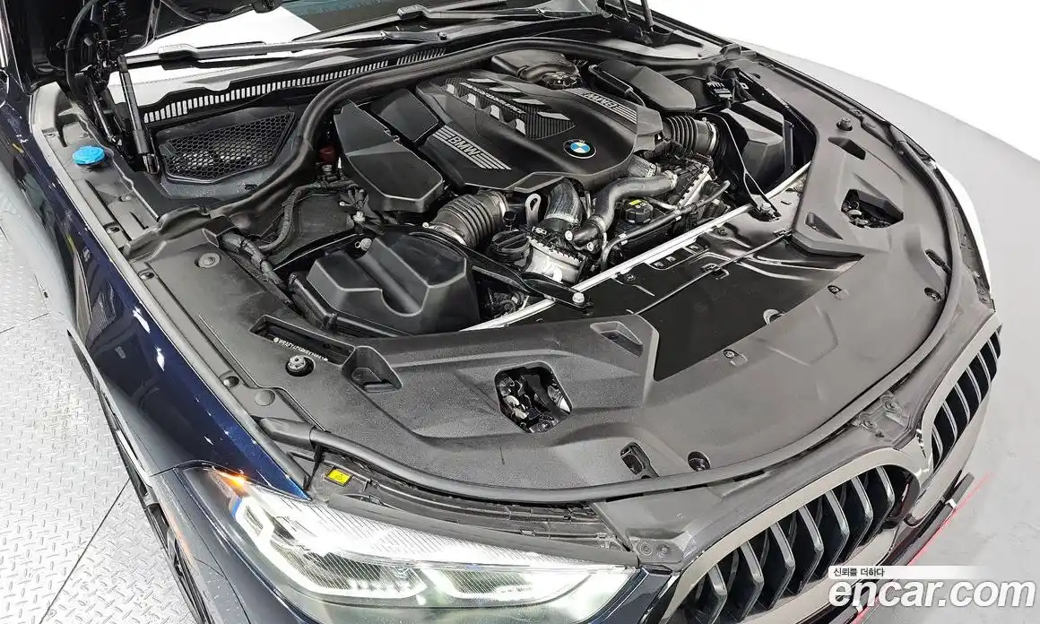 BMW 8-Series 2019 4.4 Автомат в Москве № 192993, фото 14