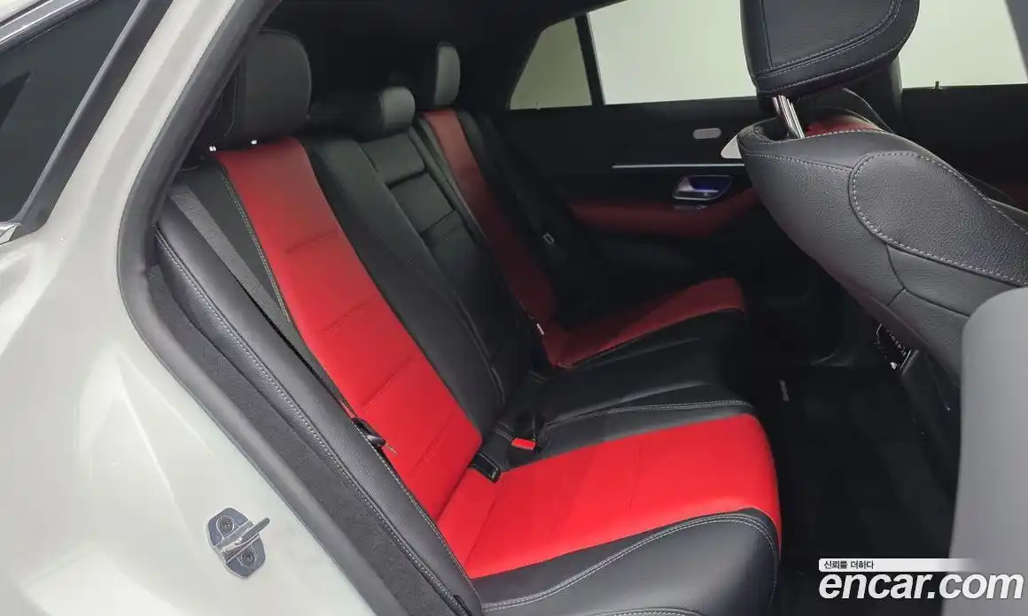 Mercedes-Benz GLE-Class 2025 3.0 Автомат в Москве № 193551, фото 19