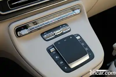 Mercedes-Benz V-Class 2025 1.9 Автомат в Москве № 193614, миниатюра 12