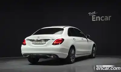 Mercedes-Benz C-Class 2020 1.9 Автомат в Москве № 194334, миниатюра 4