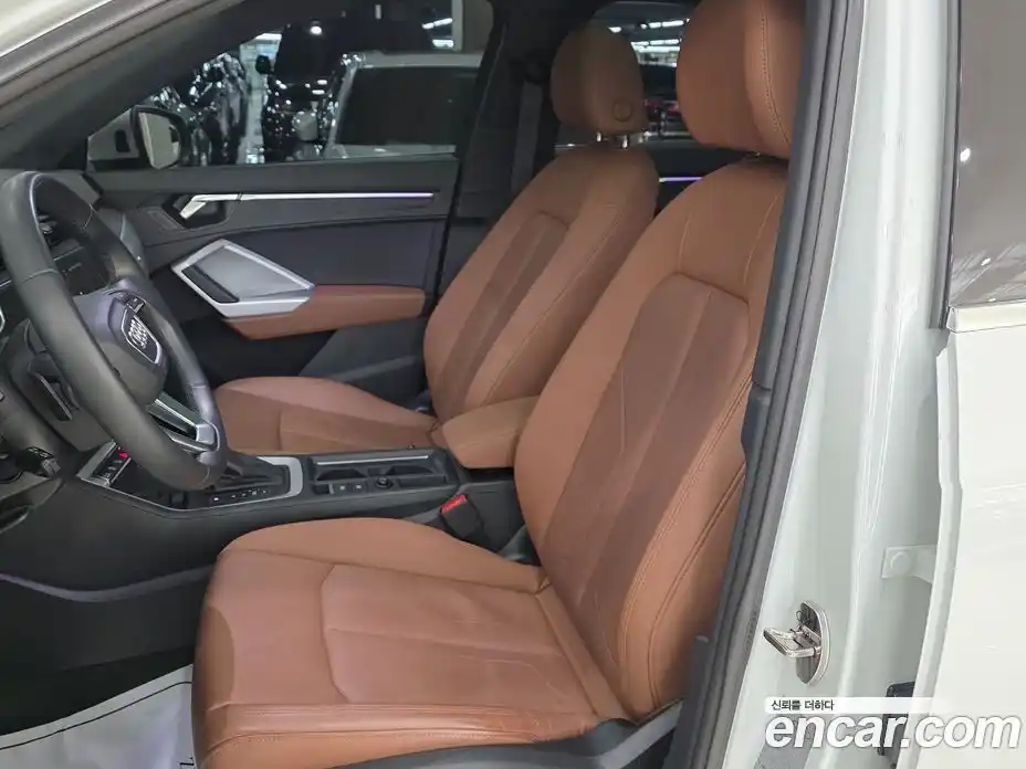 Audi Q3 2023 2.0 Автомат в Москве № 196131, фото 10