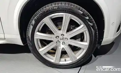 Volvo XC90 2017 2.0 Автомат в Москве № 196983, миниатюра 11