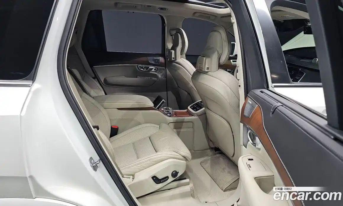 Volvo XC90 2017 2.0 Автомат в Москве № 196983, фото 14