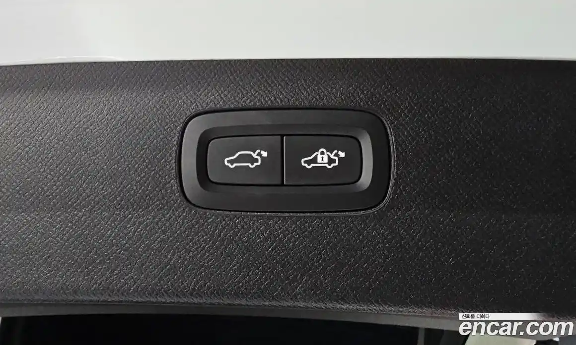 Volvo XC90 2017 2.0 Автомат в Москве № 196983, фото 4