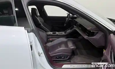 Porsche Taycan 2021 0.1 Автомат в Москве № 197365, миниатюра 12