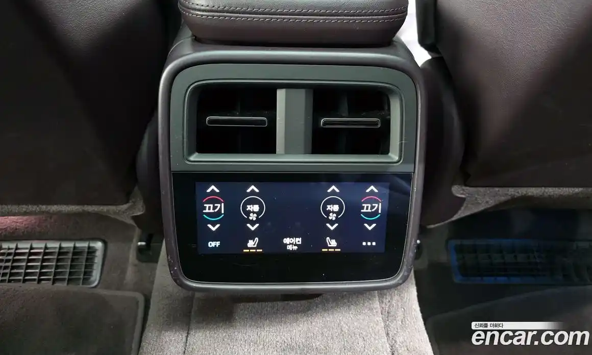 Porsche Taycan 2021 0.1 Автомат в Москве № 197365, фото 17