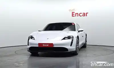 Porsche Taycan 2021 0.1 Автомат в Москве № 197365, миниатюра 8