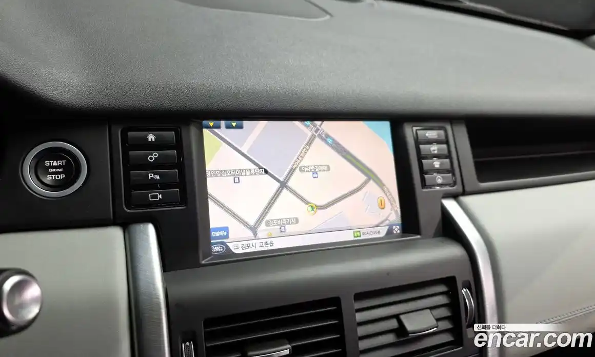 Land Rover Discovery Sport 2016 2.0 Автомат в Москве № 198275, фото 15