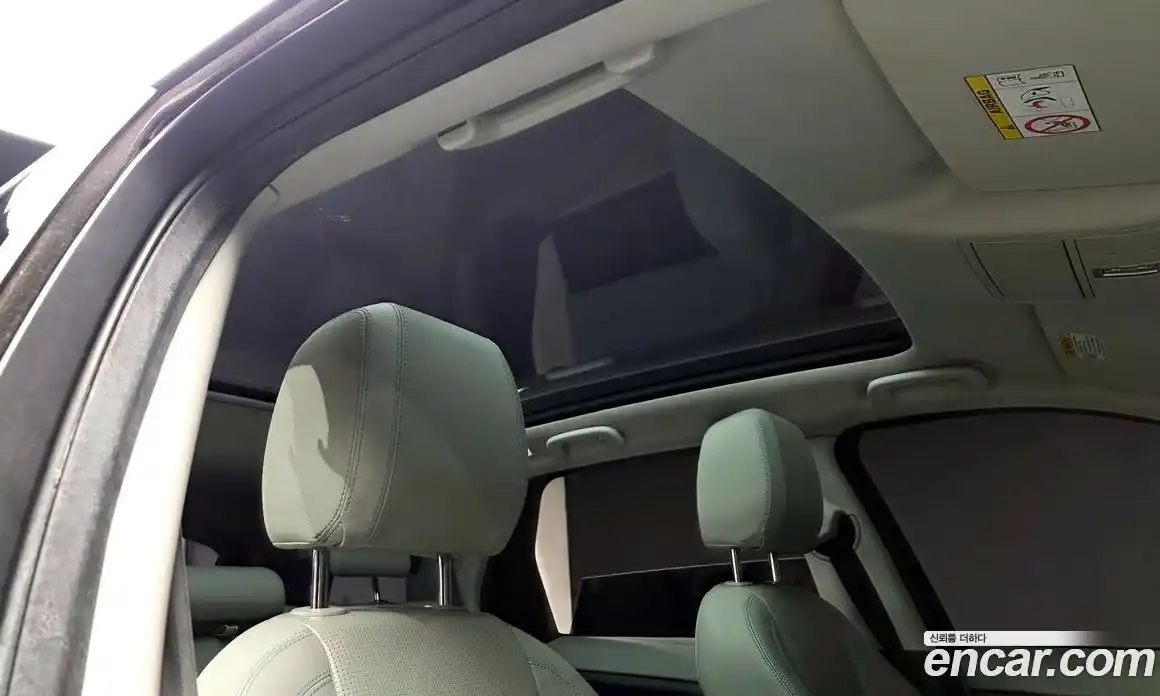 Land Rover Discovery Sport 2016 2.0 Автомат в Москве № 198275, фото 17