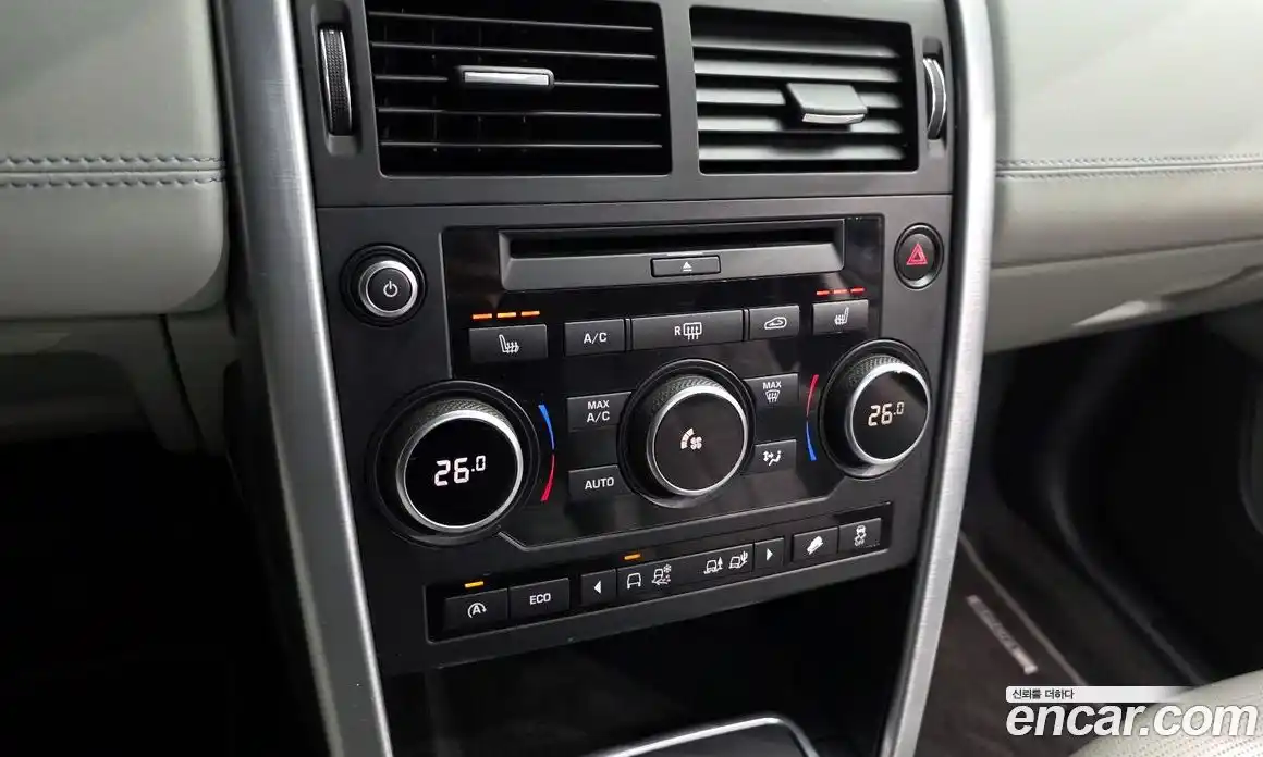 Land Rover Discovery Sport 2016 2.0 Автомат в Москве № 198275, фото 19