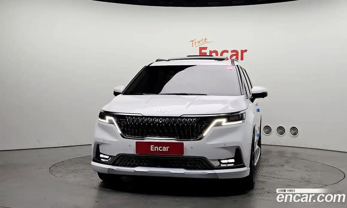 Kia Canival 2023 3.5 Автомат в Москве № 19917, фото 11