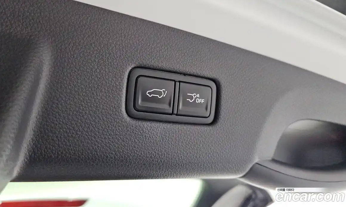 Kia Canival 2023 3.5 Автомат в Москве № 19917, фото 14