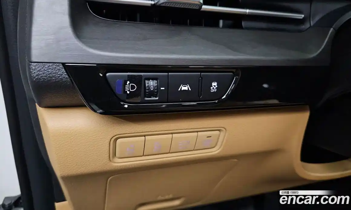 Kia Canival 2023 3.5 Автомат в Москве № 19917, фото 19