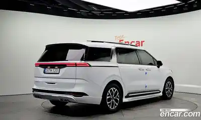 Kia Canival 2023 3.5 Автомат в Москве № 19917, миниатюра 7