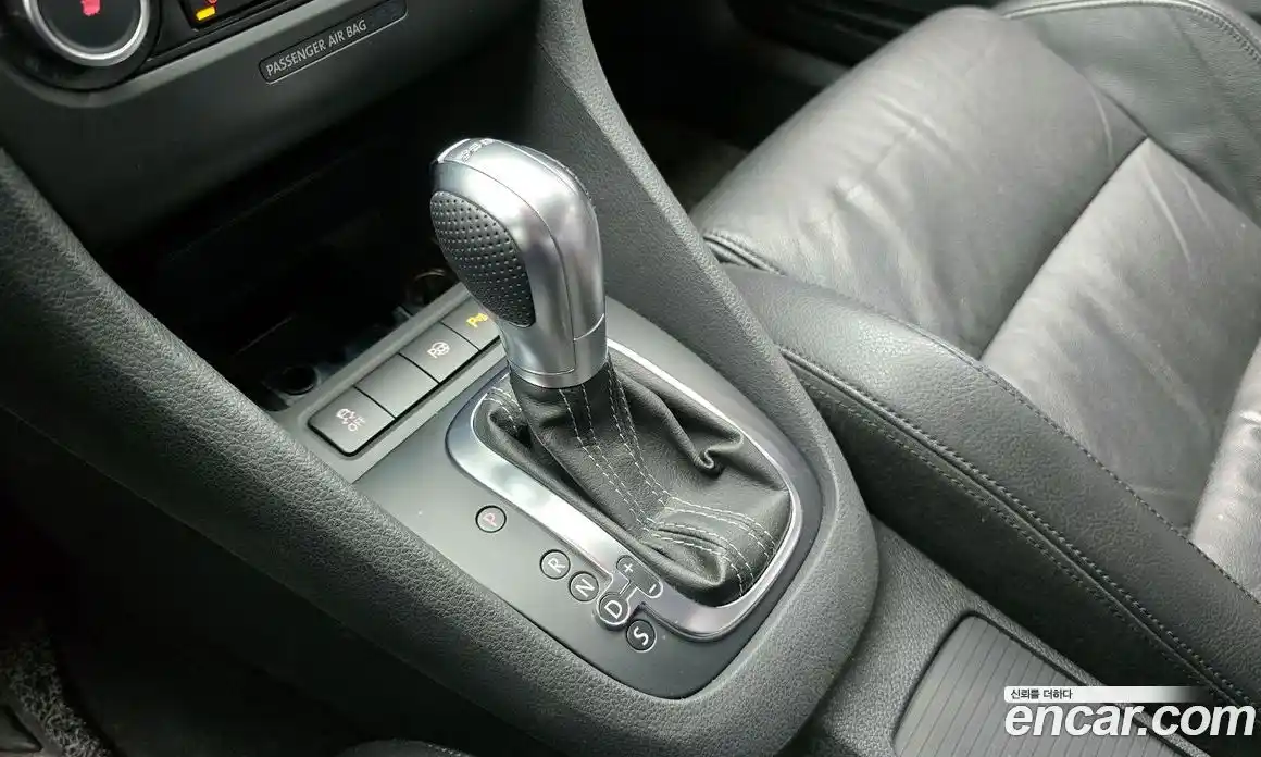 Volkswagen Golf 2011 2.0 Автомат в Москве № 199207, фото 15