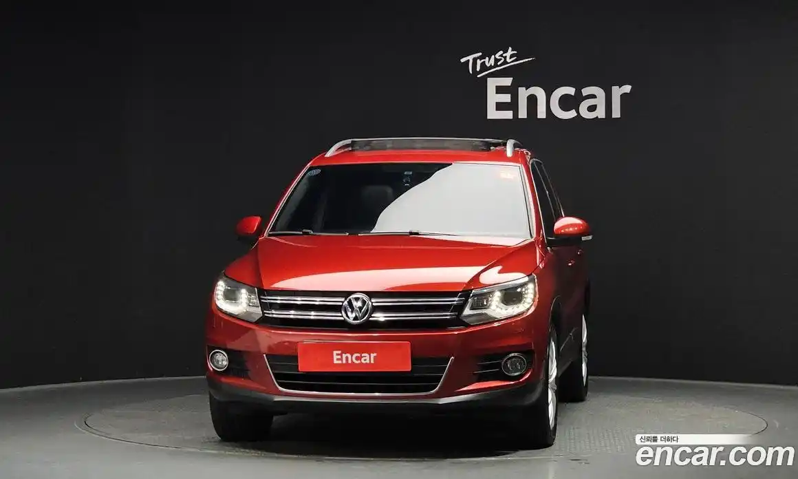 Volkswagen Tiguan 2015 2.0 Автомат в Москве № 199296, фото 19