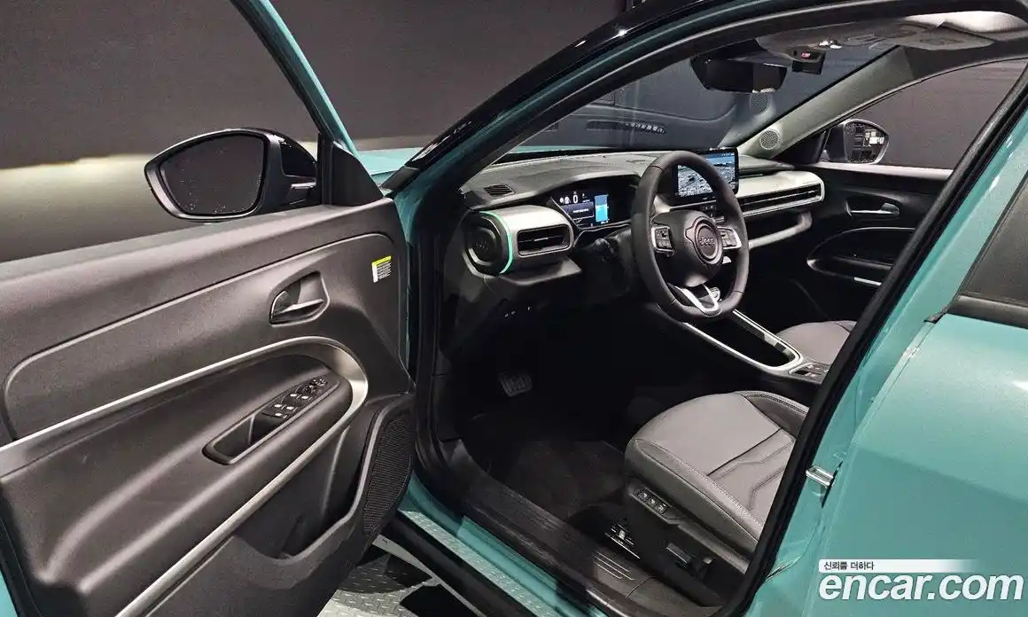 Jeep Avenger 2024 0.1 Автомат в Москве № 199369, фото 19