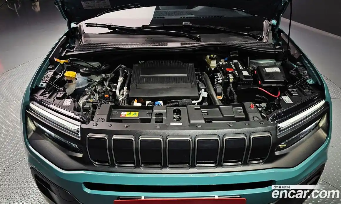 Jeep Avenger 2024 0.1 Автомат в Москве № 199369, фото 8