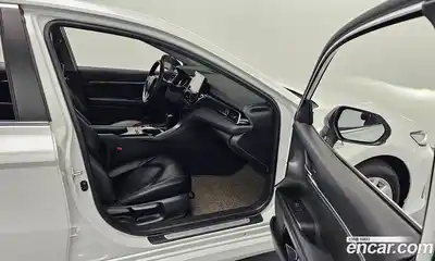 Toyota Camry 2022 2.5 Автомат в Москве № 199691, миниатюра 3